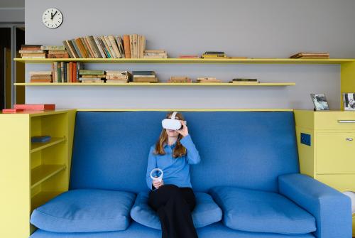 Bezoek Huis Sonneveld met de virtual reality bril. Foto Petra van der Ree